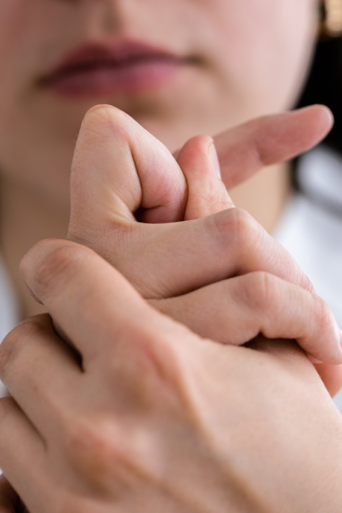 Cracking or popping joints during normal movement without pain or injury.